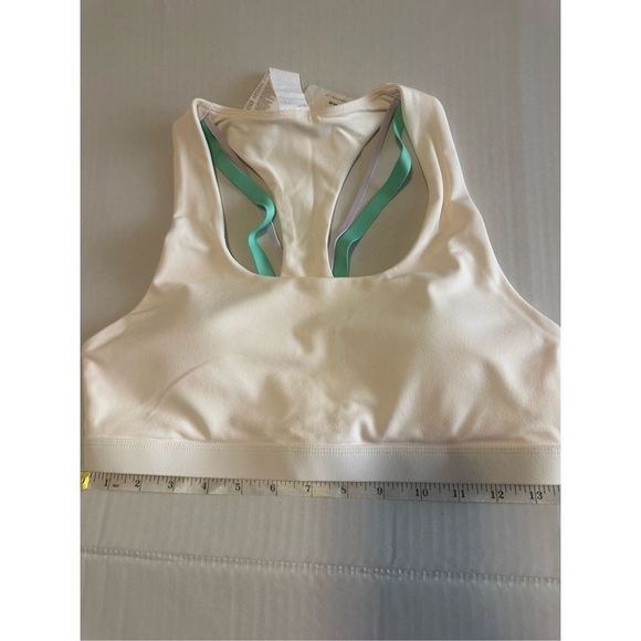 NWT - Fabletics Boost Medium Impact Sports Bra - medium/egret/light green - Picture 1 of 9